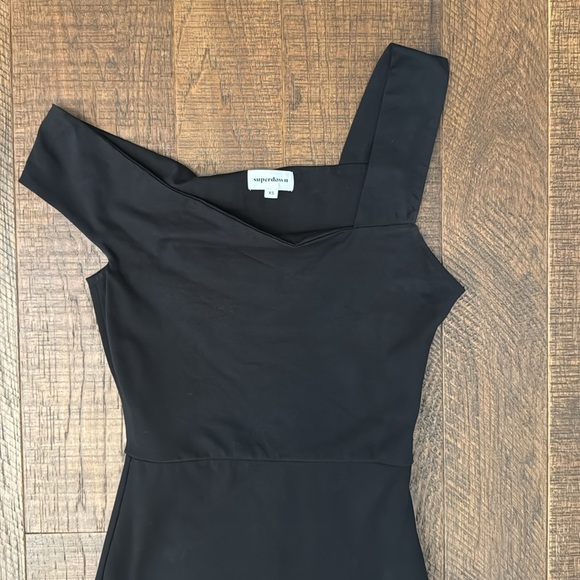 Revolve Superdown fallon asymmetrical mini dress in black - Picture 3 of 9